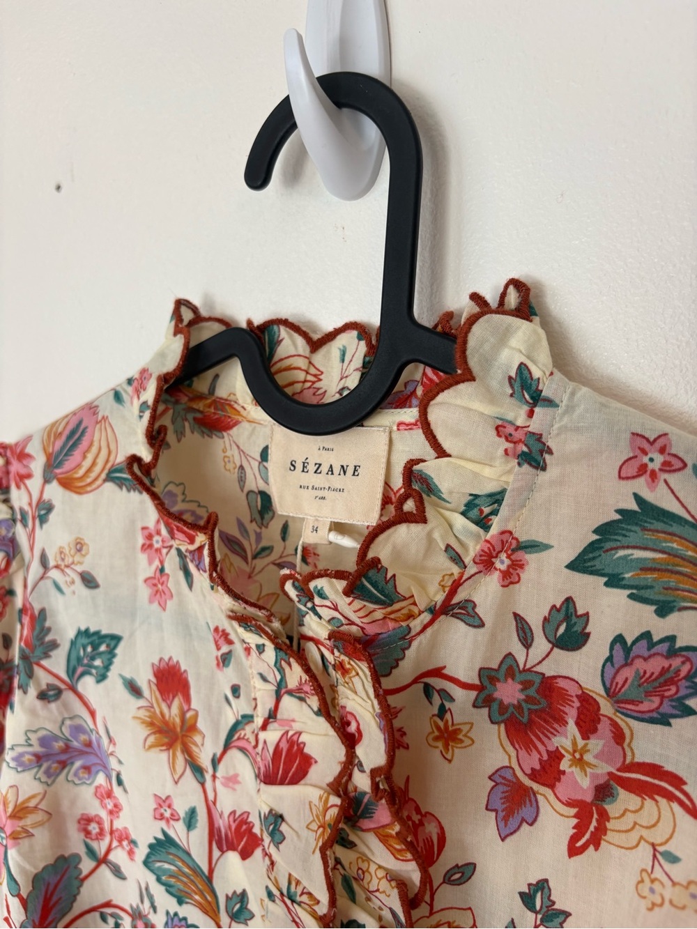 Sézane Maya Blouse Fleurs Indiennes Floral Ruffle Size 34 US 2 NWT - Picture 13 of 16